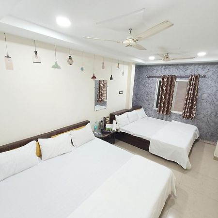 Ginger Hotels Ujjain Tower Kshipra Inn-Family Stay Airconditioned Hotel 외부 사진