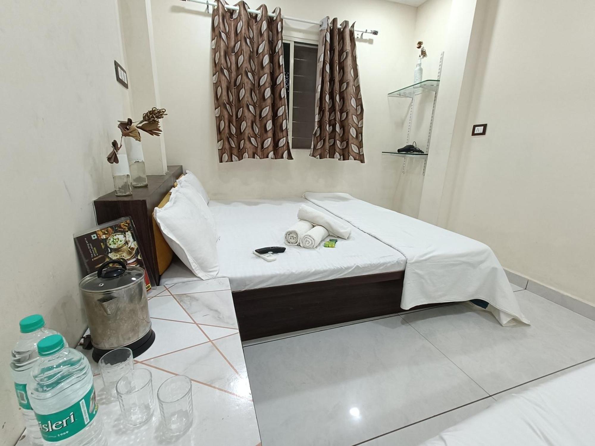 Ginger Hotels Ujjain Tower Kshipra Inn-Family Stay Airconditioned Hotel 외부 사진